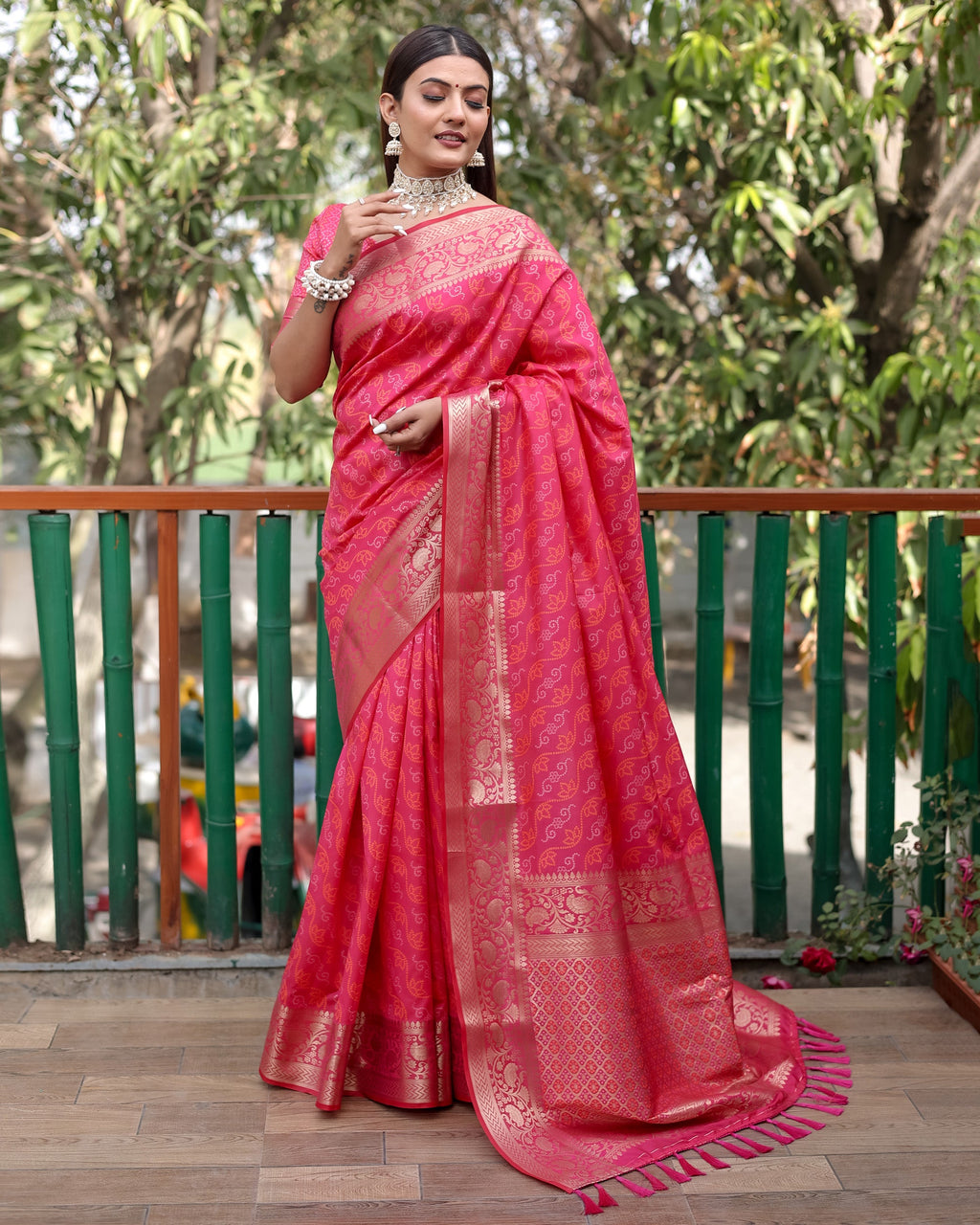 Lorenvalley Premium Bandhej Patola Silk Sarees with kanchi Borders and Contrast Zari Weaving borders Saree - Pink