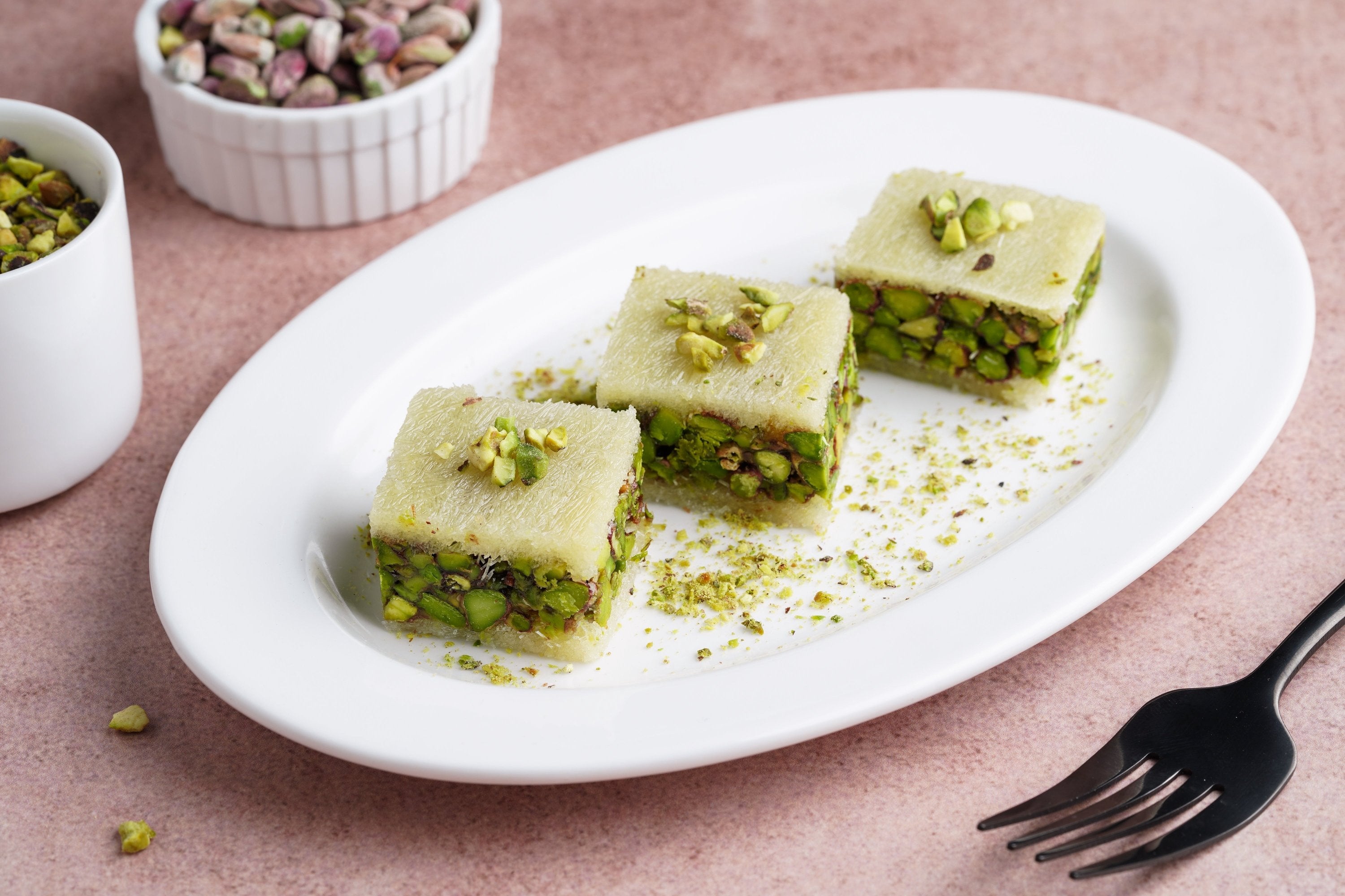 Gourmet Baklava Belloria Classic Gift Box - Distacart