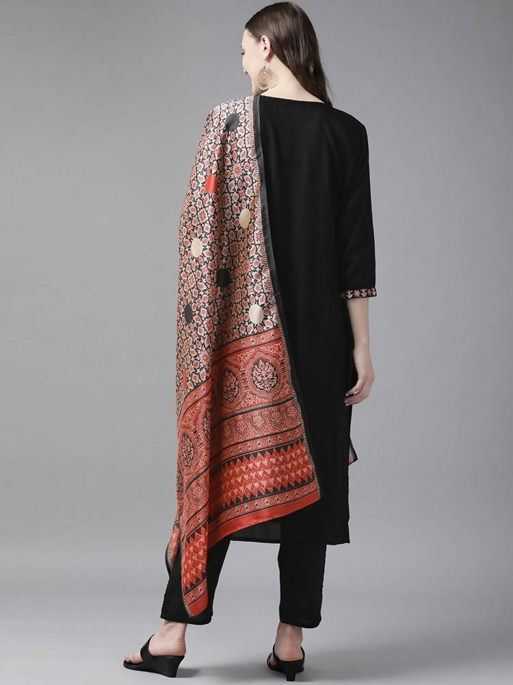 Yufta Women Black Solid Kurta with Trouser and Dupatta