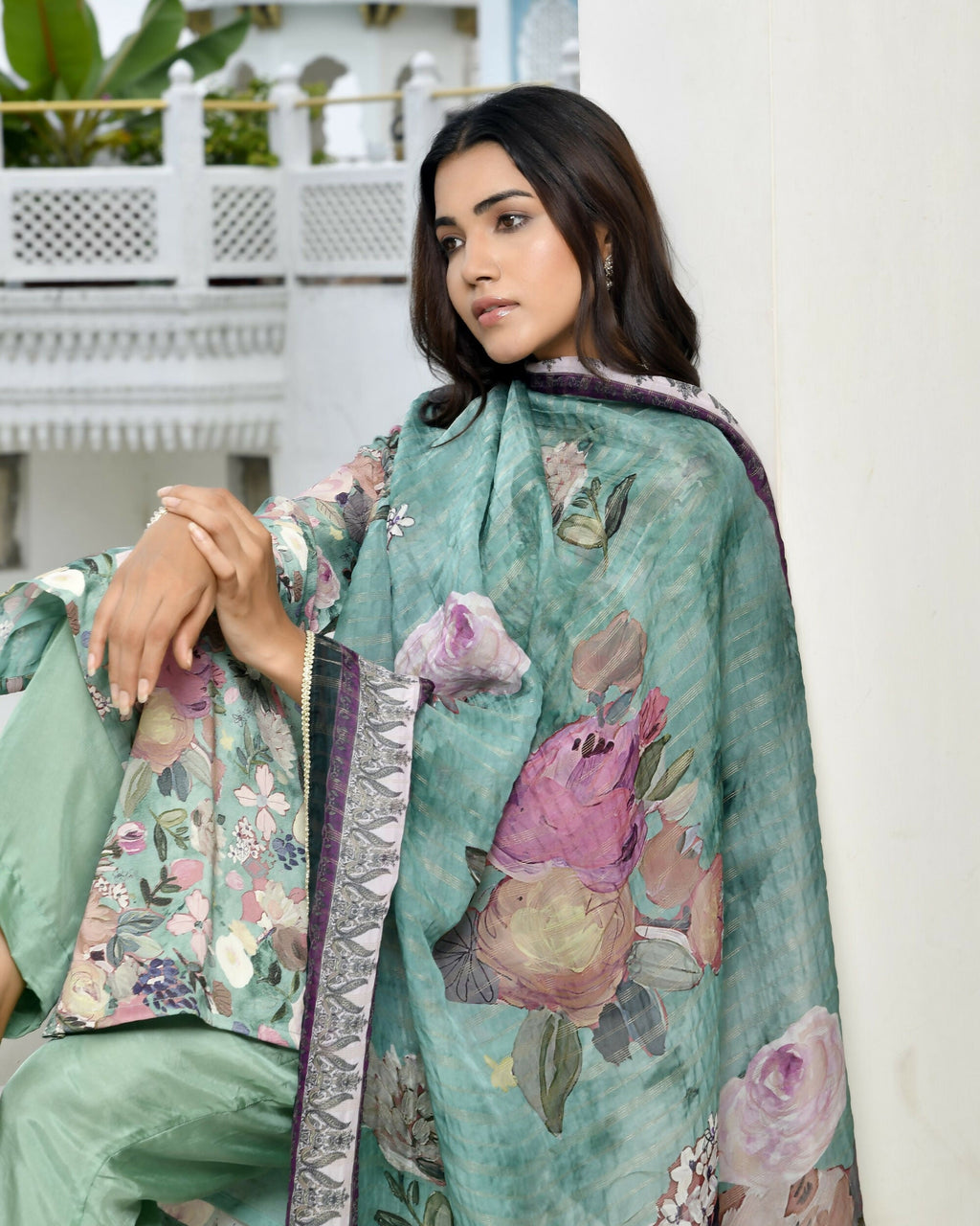 Vaasva Women's Green Tissue Gota Embroidered Suit Set With Solid Pant And Embroidered Dupatta