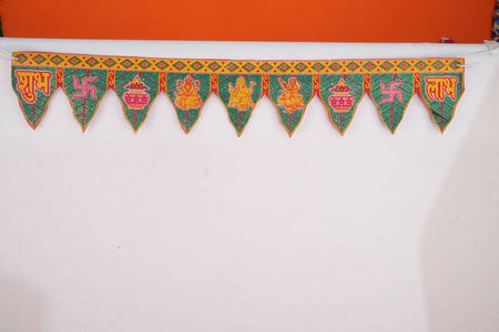 Kundan HandiKrafts Cloth Leaf Thoranna (God)