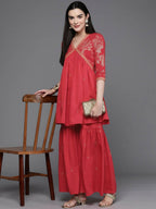 Ahalyaa Women Floral Printed Tunic with Palazzos - Red Color