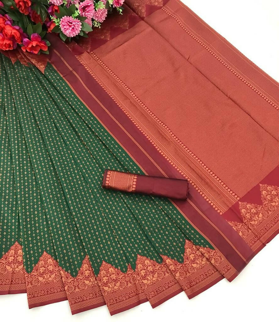 DEIANA'S Beautiful Designer Golden zari Soft Lichi Silk Saree - Green