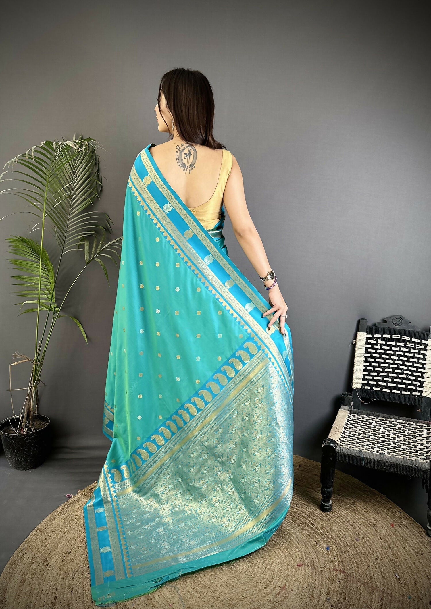Joban Fashion Sea Green Banarasi Soft Silk Woven Saree - Distacart