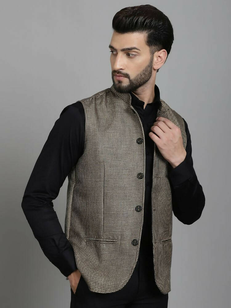 Even Apparels Nehru Jacket With Welt Pockets - Beige