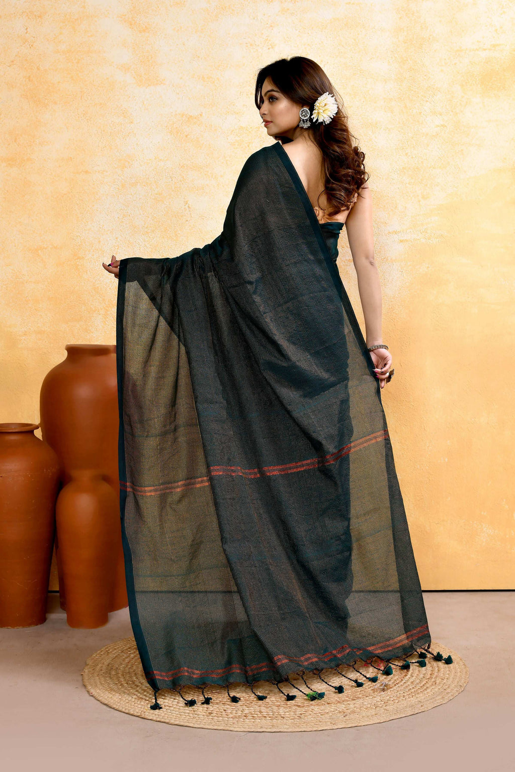 Piyari Fashion Women's Moss Green Embellished Cotton Blend Zari Check Handloom Saree - Distacart
