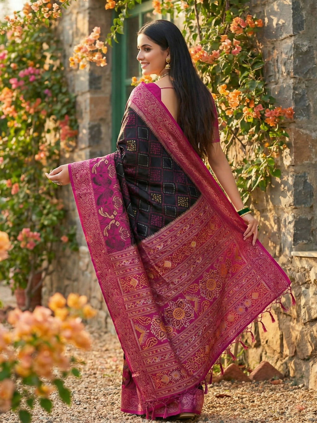 Shree Shyam Fashion Black Pochampally Silk Saree - Distacart