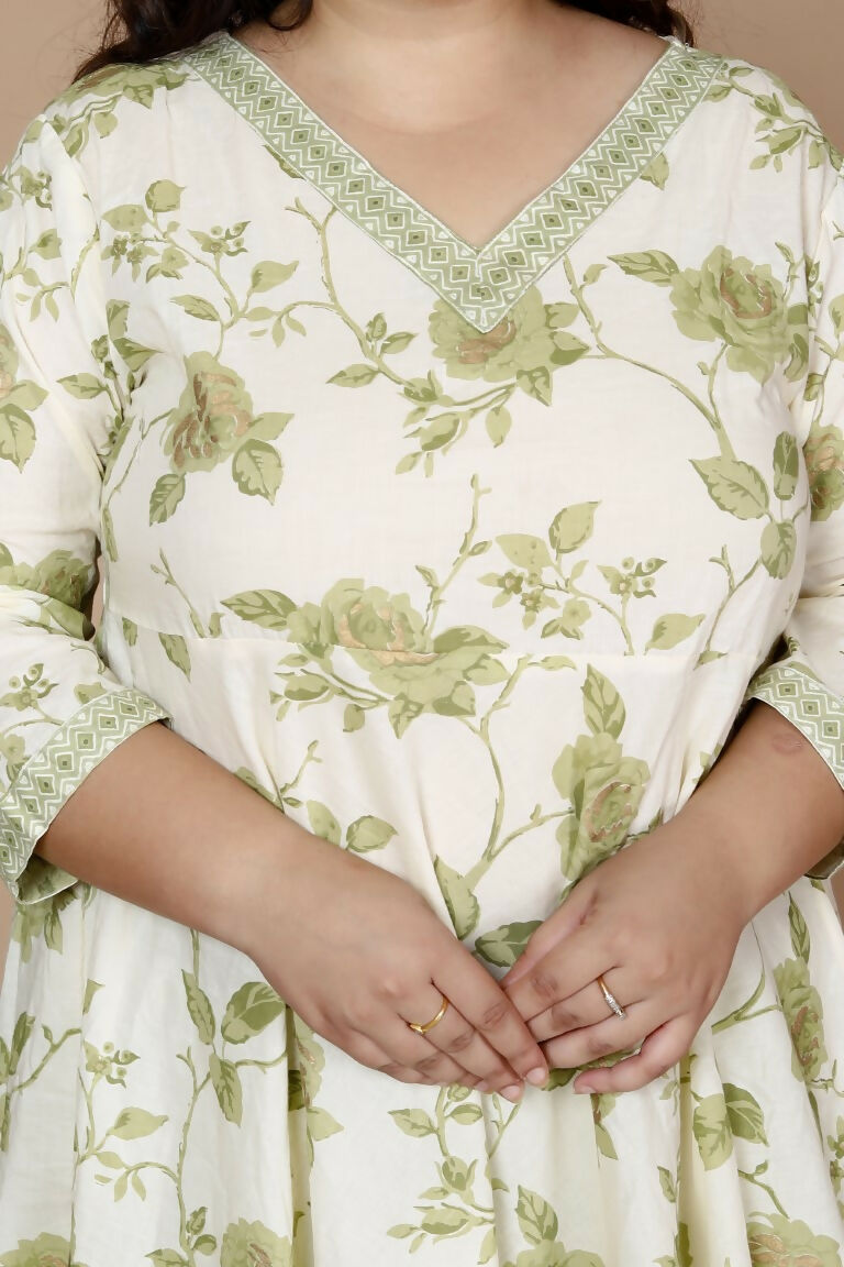 Miravan Women's Plus Size Green Printed Pure Cotton Kurta With Palazzo