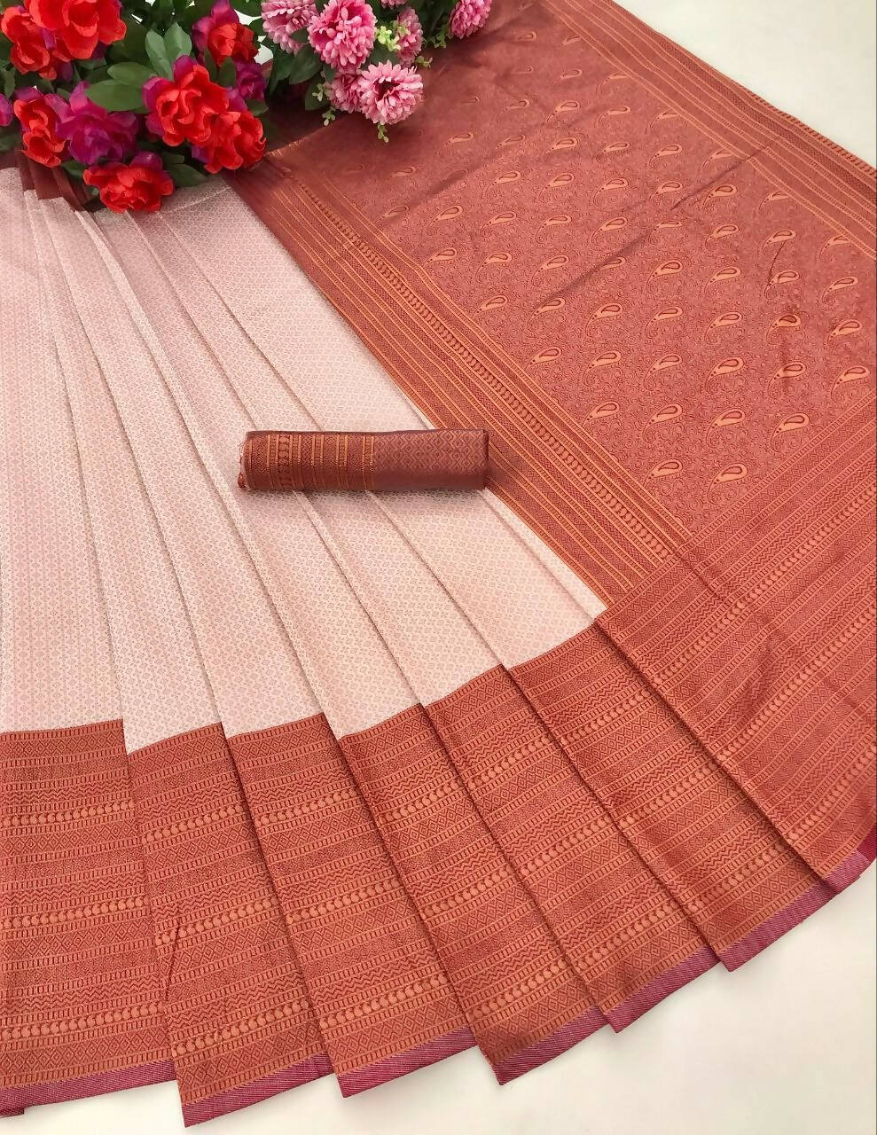 DEIANA'S Beautiful Designer Golden zari Soft Lichi Silk Saree - Cream