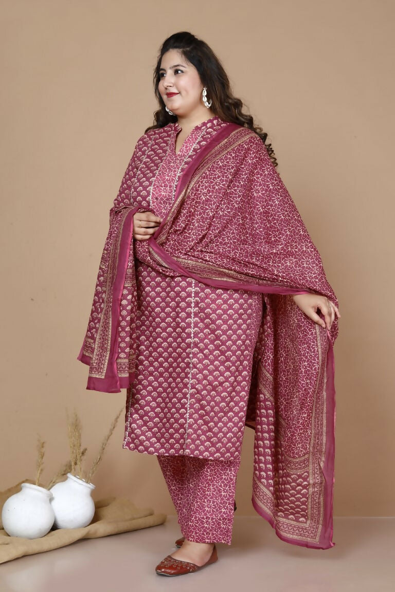 Miravan Women's Plus Size Pink Straight Floral Printed Kurta & Palazzo With Dupatta Set