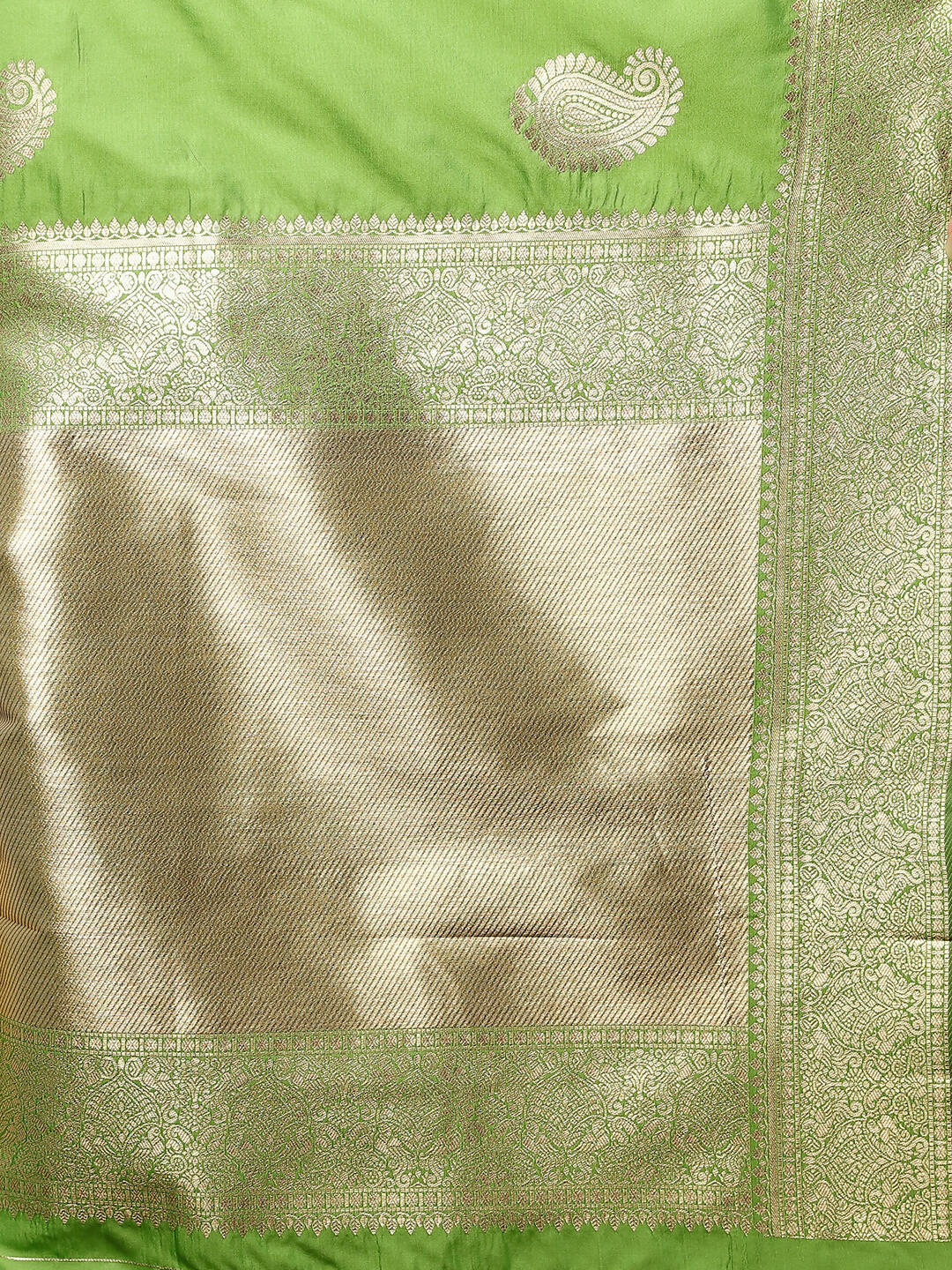 Lorenvalley Fashion Parotgreen Soft Silk Woven Design Gold Zari Weaving Saree