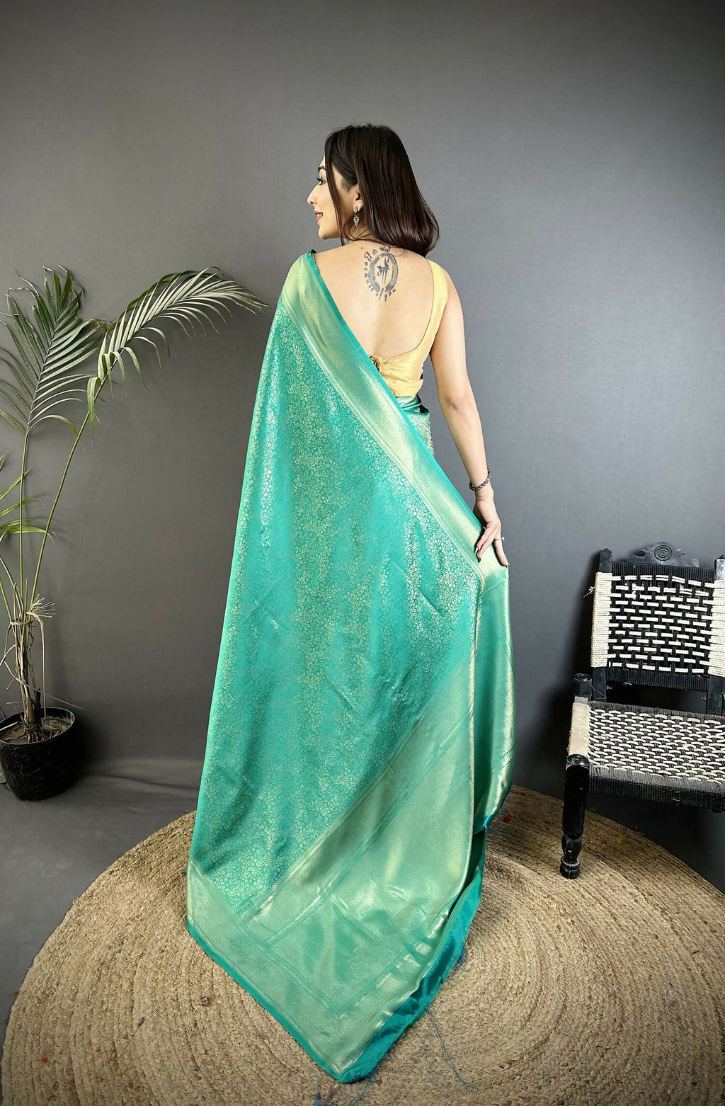 Joban Fashion Teal Floral Motifs & Ethnic Design Soft Satin Silk Kanchipuram Saree - Distacart