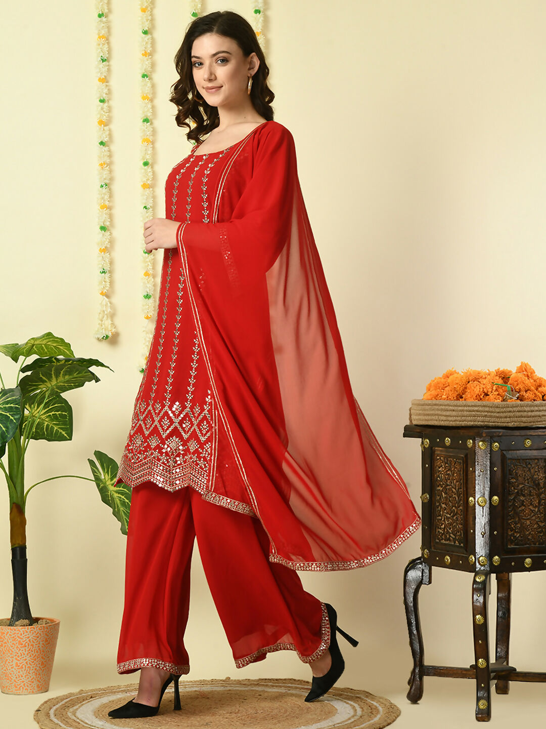Myshka Women's Red Georgette Kurta & Palazzos With Dupatta Party Sets