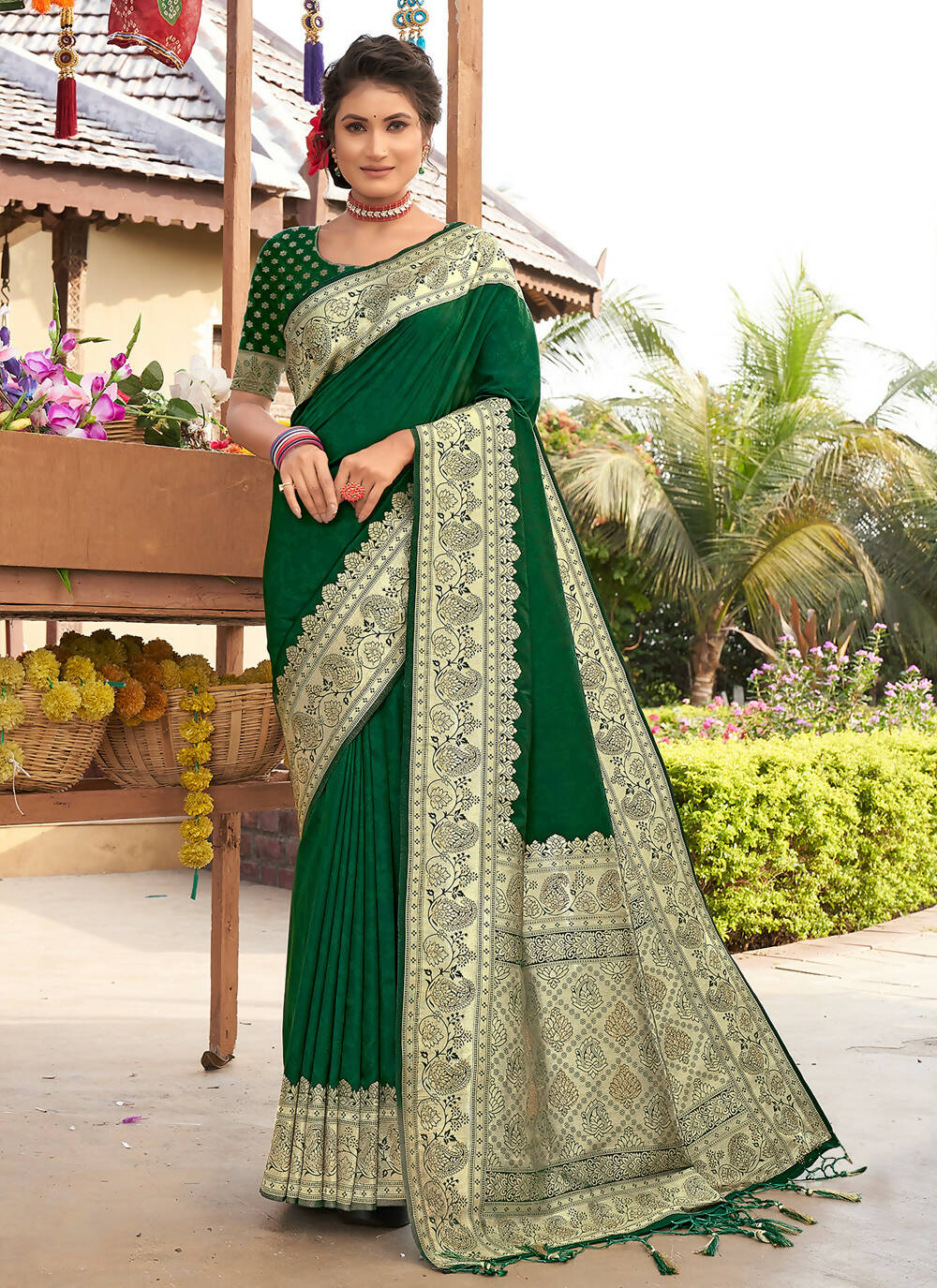 Green Banarasi Silk Woven Design Saree with Unstitched Blouse Piece - Aachal