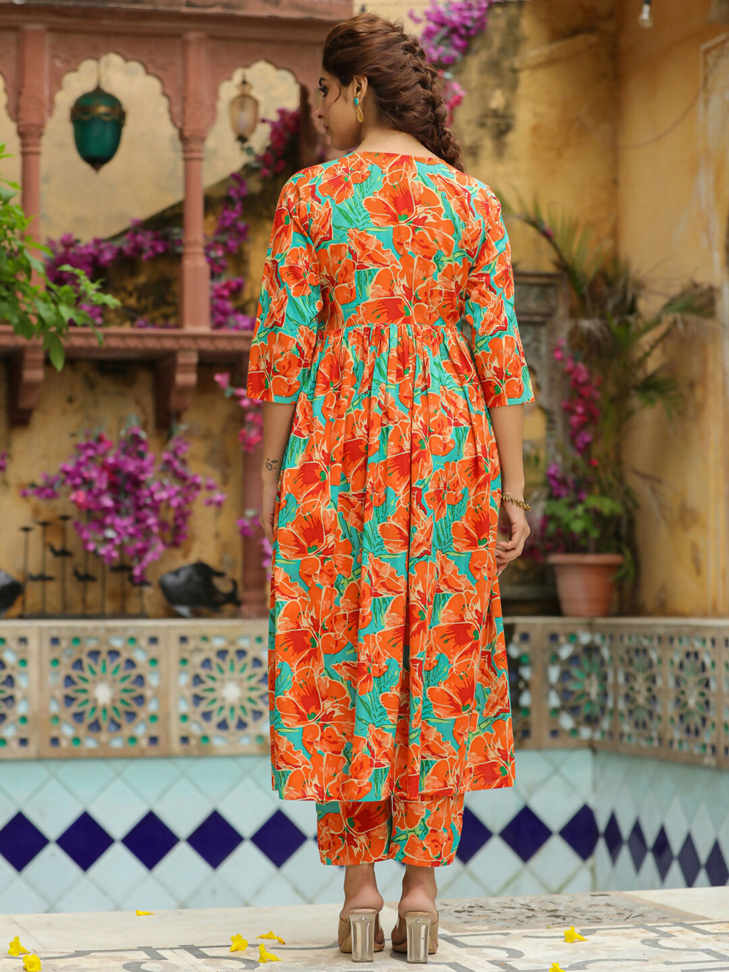 Janasya Orange Cotton Floral Kurta & Bottom