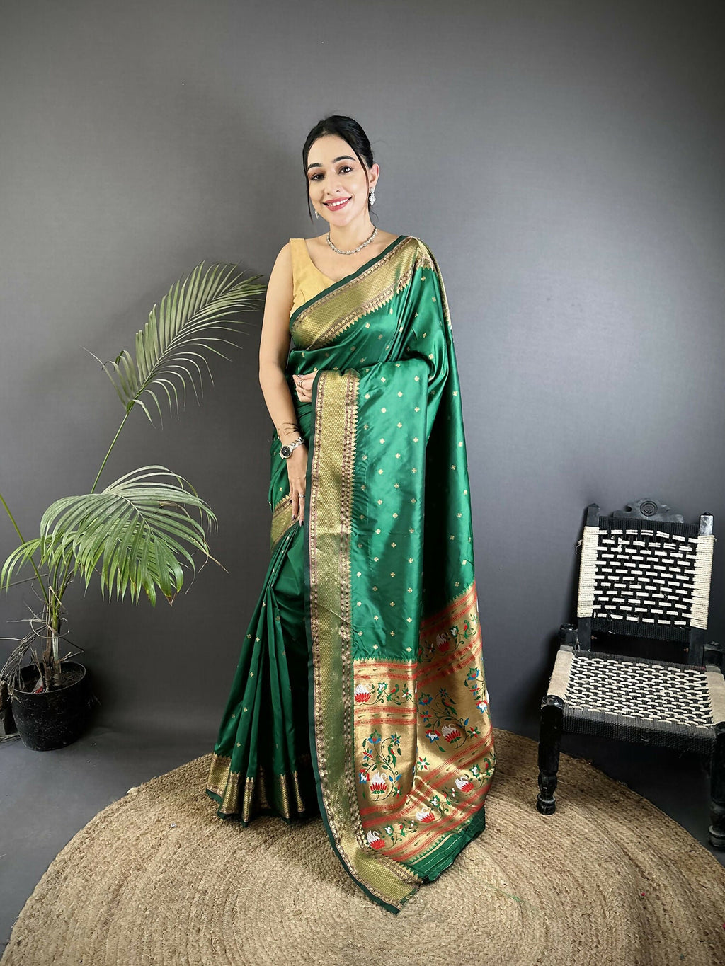 Joban Fashion Green Butti Woven Soft Lichi Silk Paithani Saree - Distacart