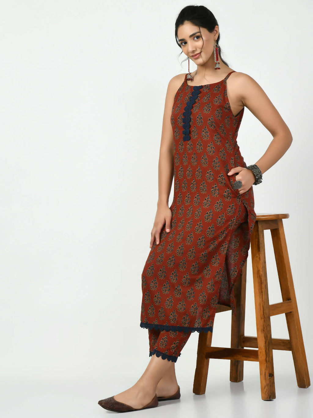 Myshka Women's Rust Straight Printed Kurta