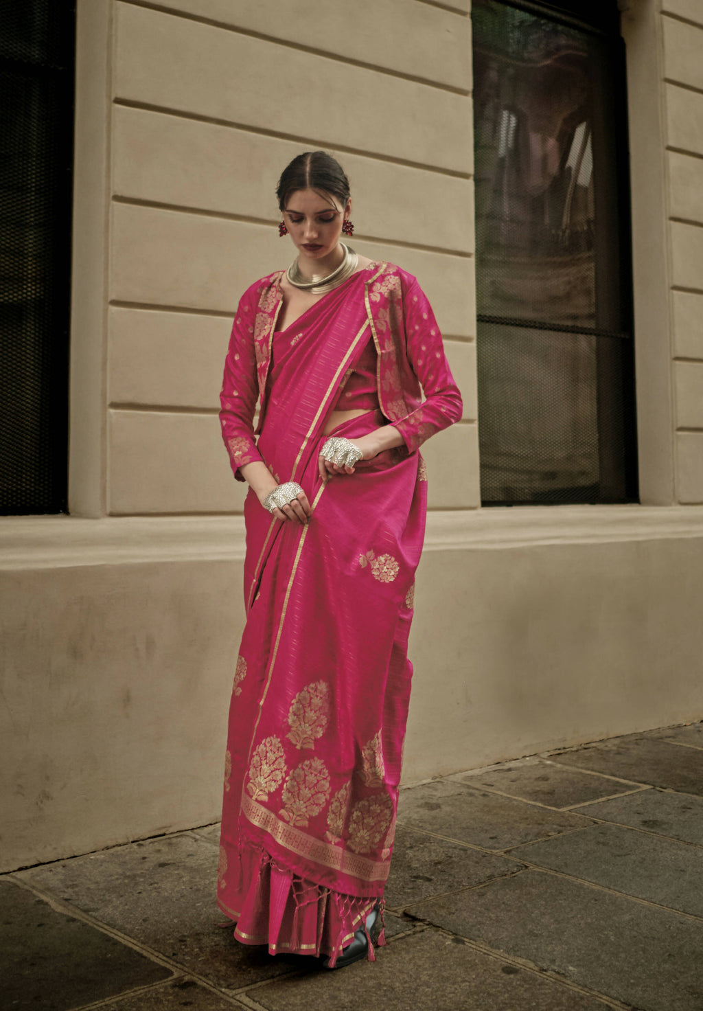 Dark Pink Weavead Thread & Zari Work, Handloom Weaving Banarasi Satin Silk Saree - Rajtex Kronicle Silk