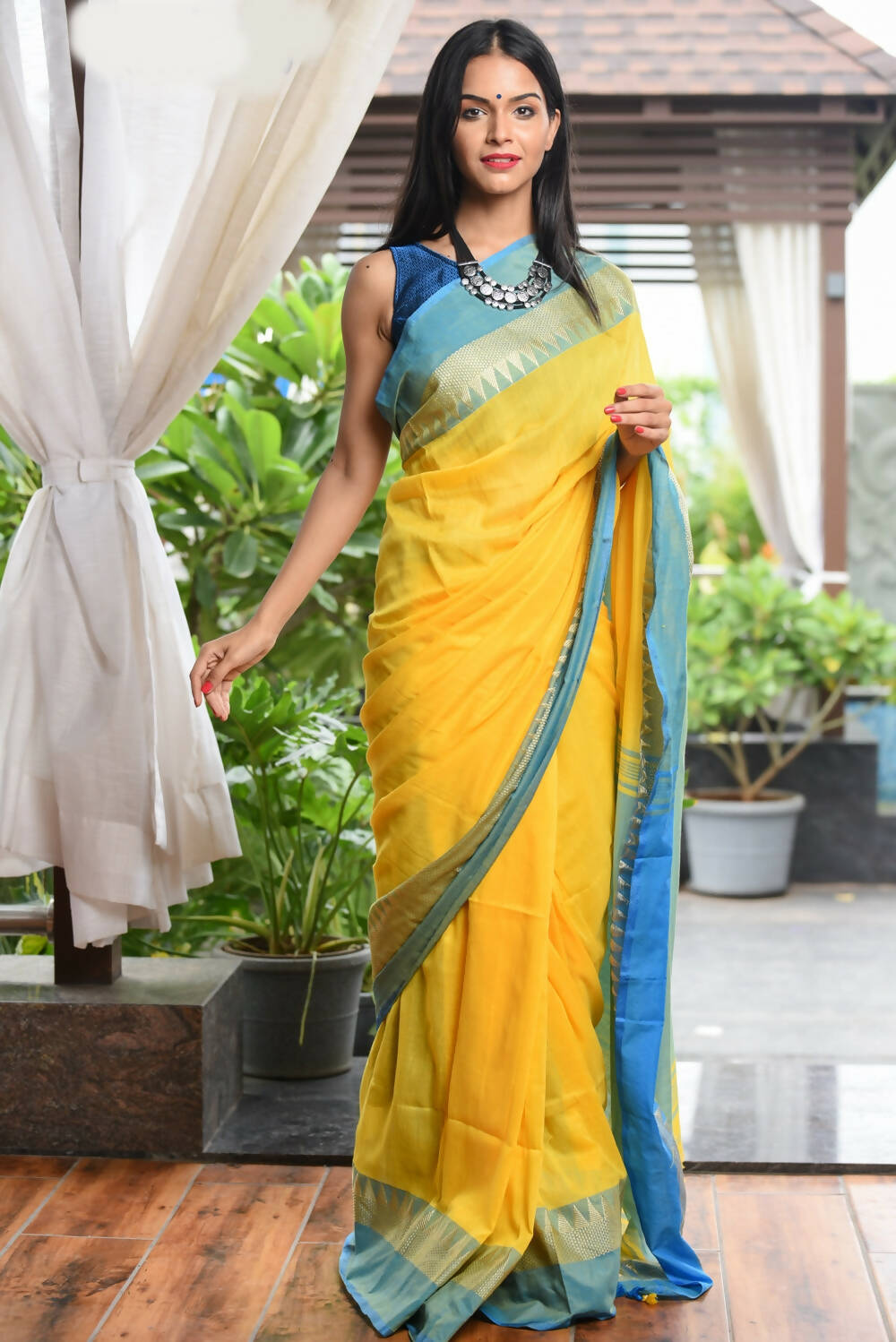 Very Much Indian Pure Cotton Handloom Saree With Intricate Borders - Yellow - Distacart