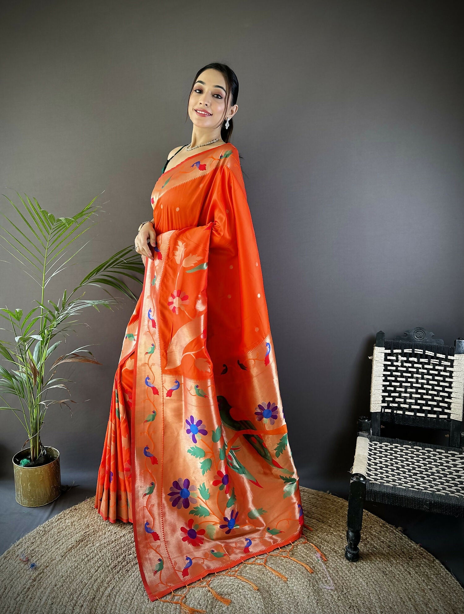 Joban Fashion Orange Zari Woven Floral Motifs Soft Silk Paithani Silk Saree - Distacart