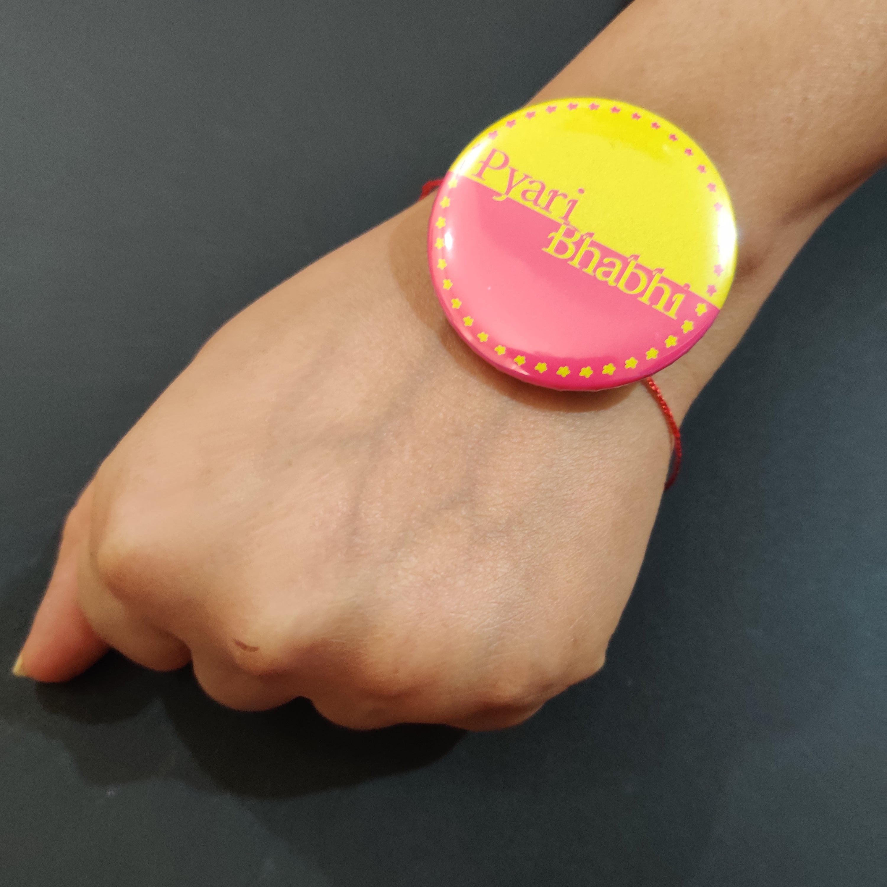 Indianvibez Pyari Bhabhi Metal Rakhi/Lumba with Fridge Magnet - Kids Rakhi - Distacart