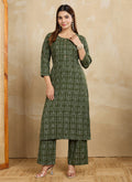 Prazu Fashion Green Printed Cotton Blend Kurta Pant Set - Distacart