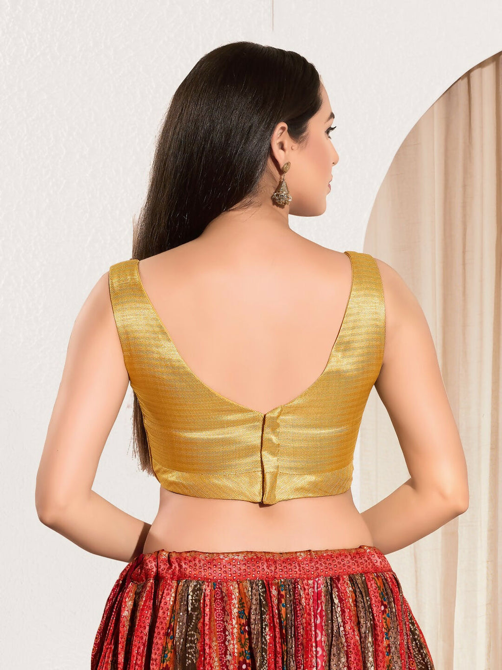 Joban Fashion Yellow Gold Mulberry Silk Padded Blouse With Sweetheart Neck Sleeveless - Distacart