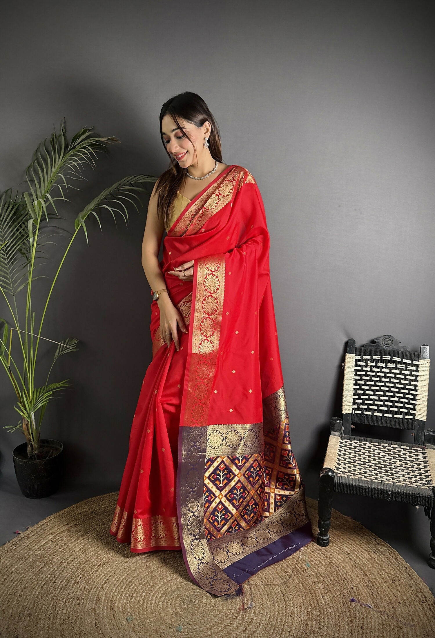 Joban Fashion Red Banarasi Cotton Silk Woven Saree - Distacart
