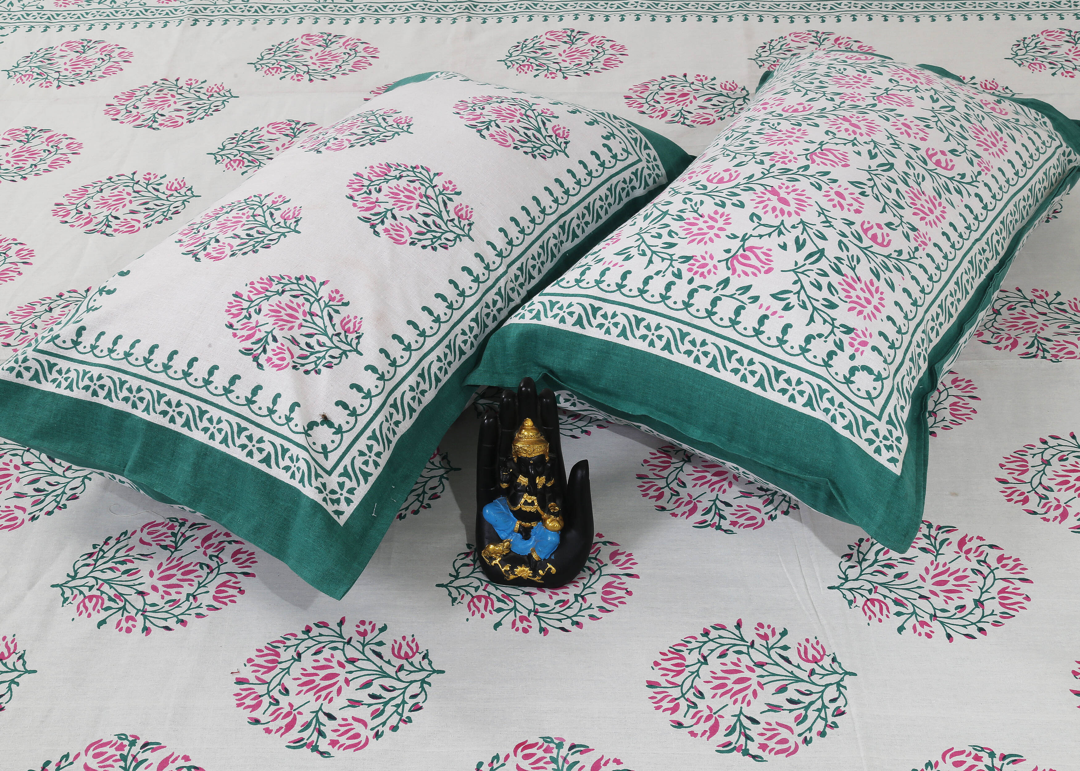 Rudra Bazaar Sea Green 210 TC Cotton Double King Bedsheet With 2 Pillow Covers - Distacart
