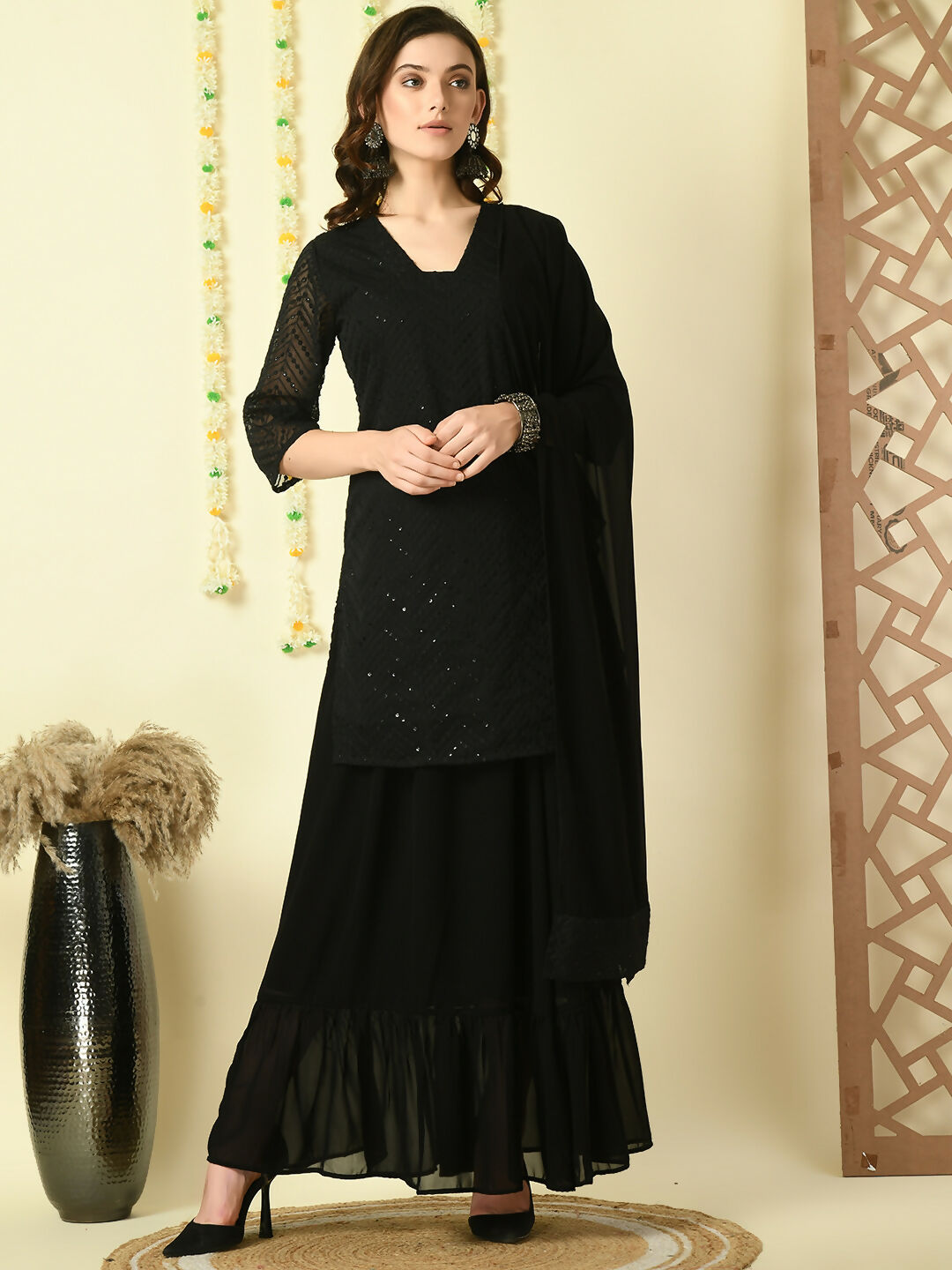 Myshka Women's Black Georgette Kurti & Skirt With Dupatta Party Sets