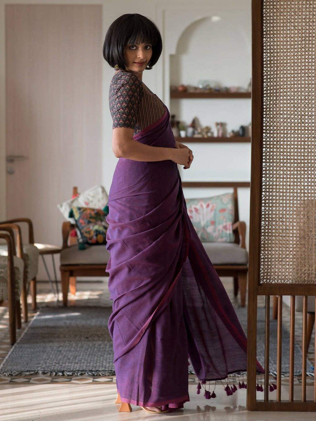 Suta Purple Solid Cotton Blend Saree - Distacart