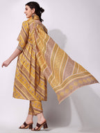 Nayra Cut Embroidered Kurta With Pant And Dupatta Set, Multicolor - Hiral Fashion - Distacart