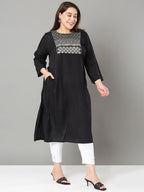 Sztori Plus Size Floral Yoke Design Sequinned Straight Kurta