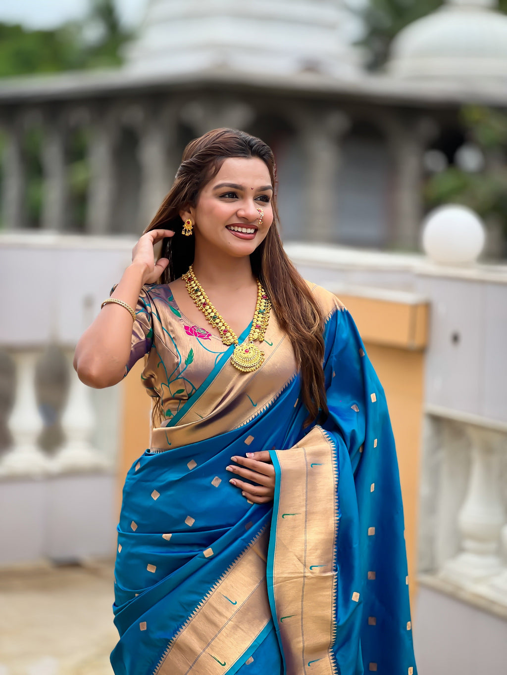 Vedant Vastram Soft Litchi Silk Paithani Jacquard Saree - Firozi