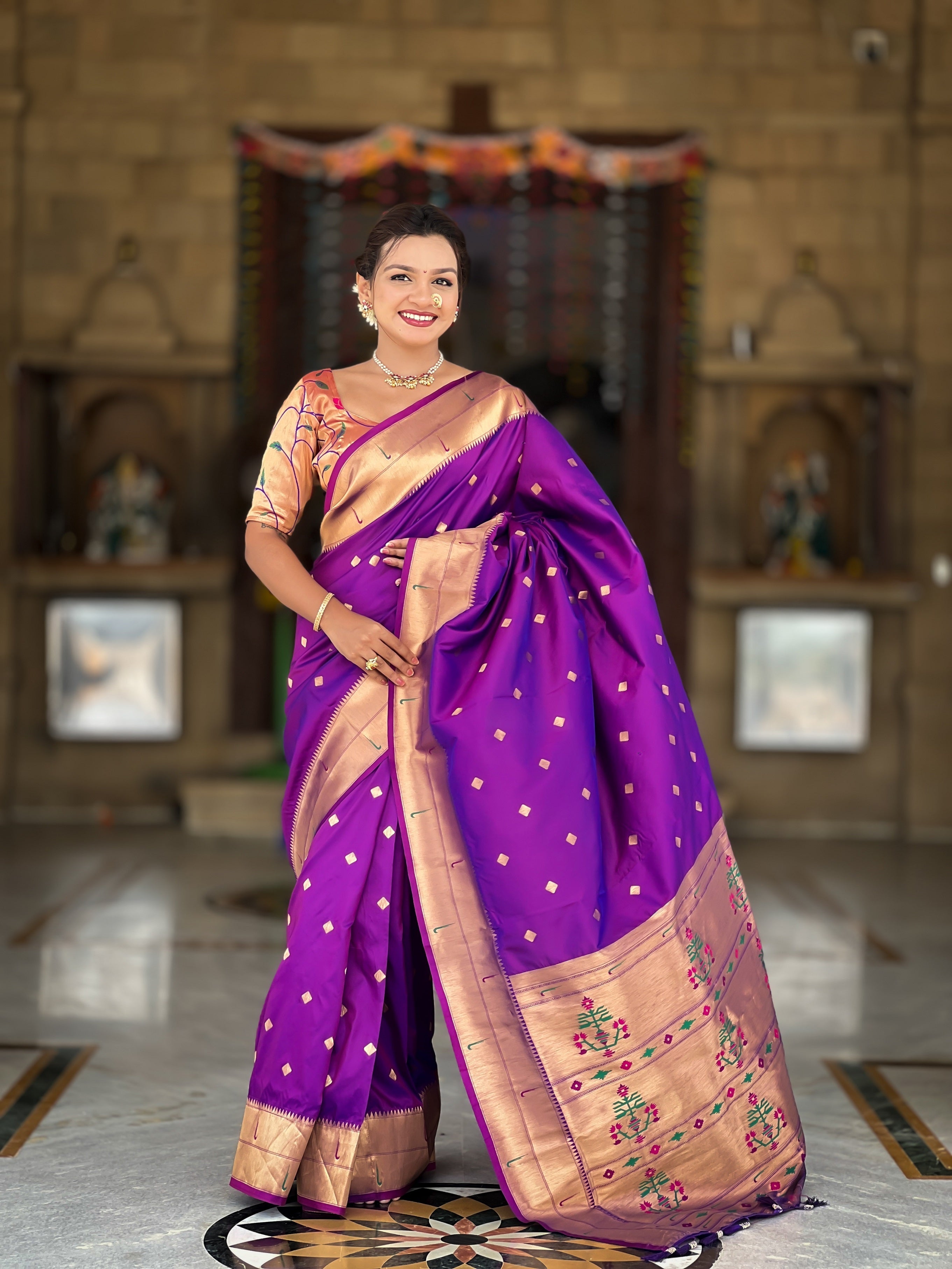 Vedant Vastram Soft Litchi Silk Paithani Jacquard Saree - Magenta