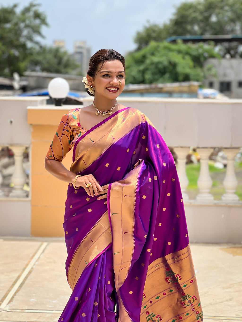 Vedant Vastram Soft Litchi Silk Paithani Jacquard Saree - Magenta