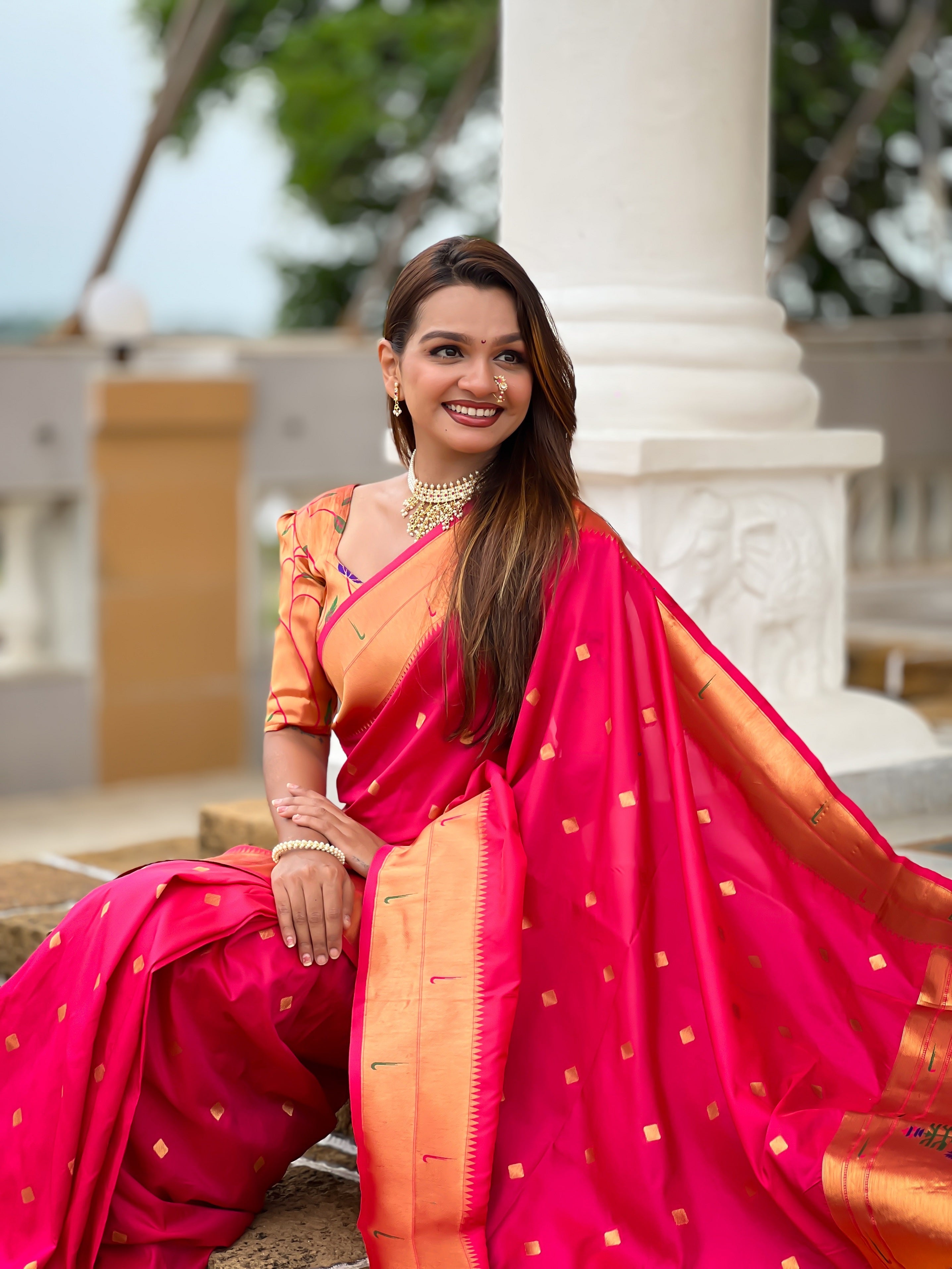 Vedant Vastram Soft Litchi Silk Paithani Jacquard Saree - Pink