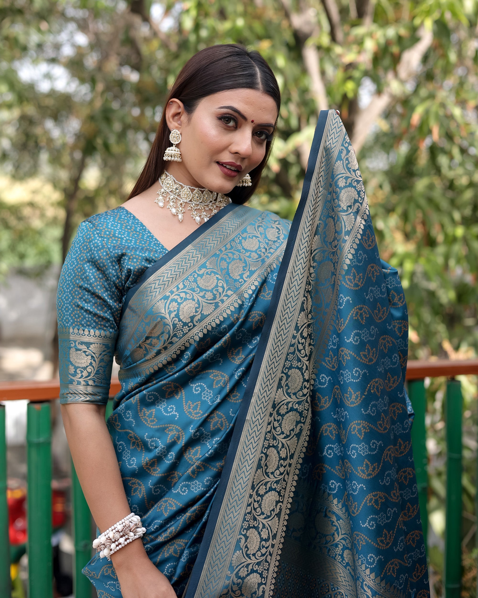 Lorenvalley Premium Bandhej Patola Silk Sarees with kanchi Borders and Contrast Zari Weaving borders Saree - Rama