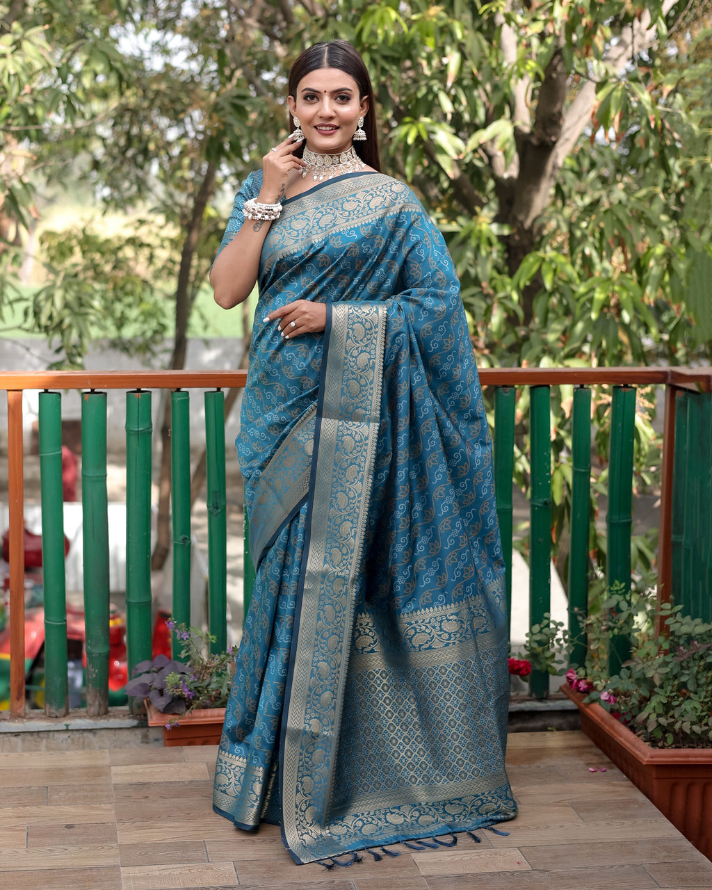 Lorenvalley Premium Bandhej Patola Silk Sarees with kanchi Borders and Contrast Zari Weaving borders Saree - Rama
