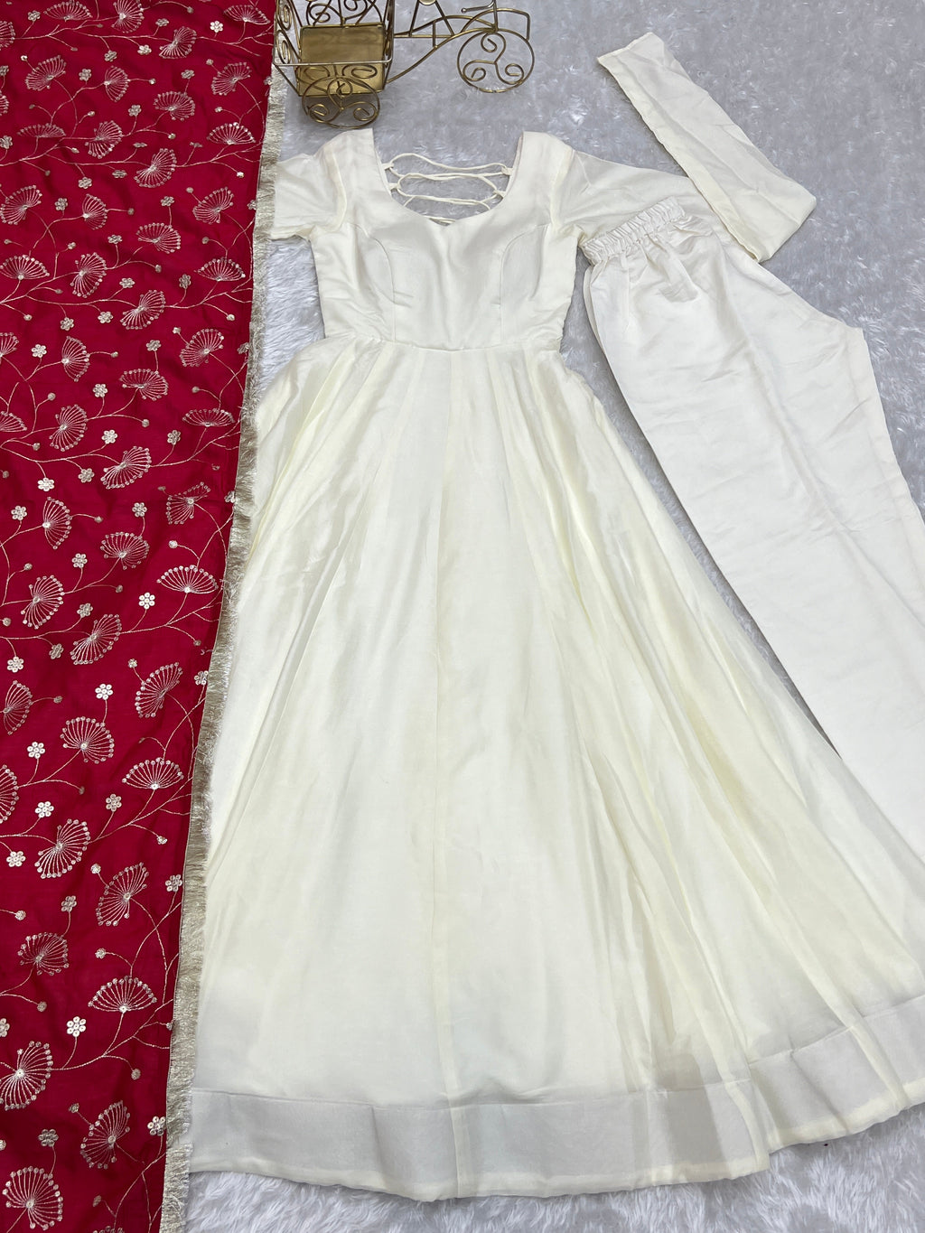 Lorenvalley White Vichitra Silk Fabric Fully Flared Anarkali Pant With Dupatta Set