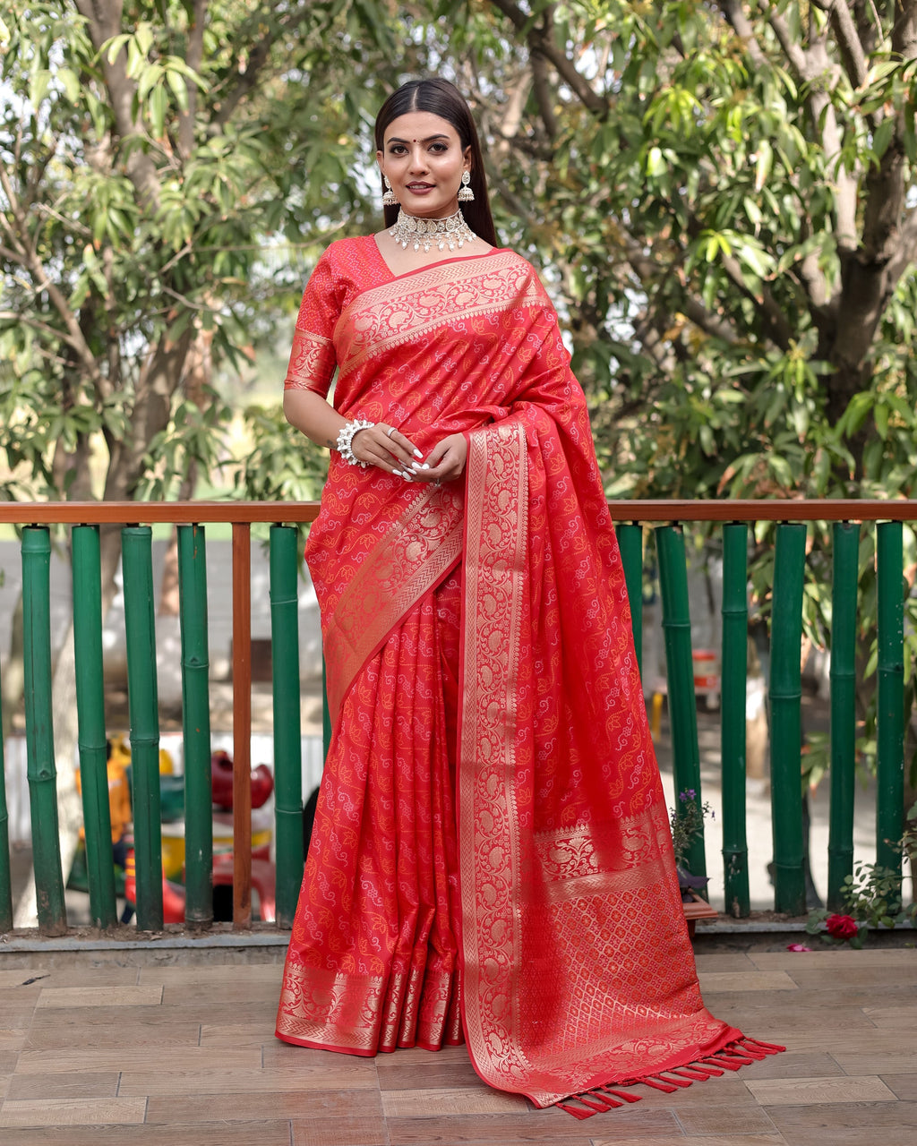 Lorenvalley Premium Bandhej Patola Silk Sarees with kanchi Borders and Contrast Zari Weaving borders Saree - Red