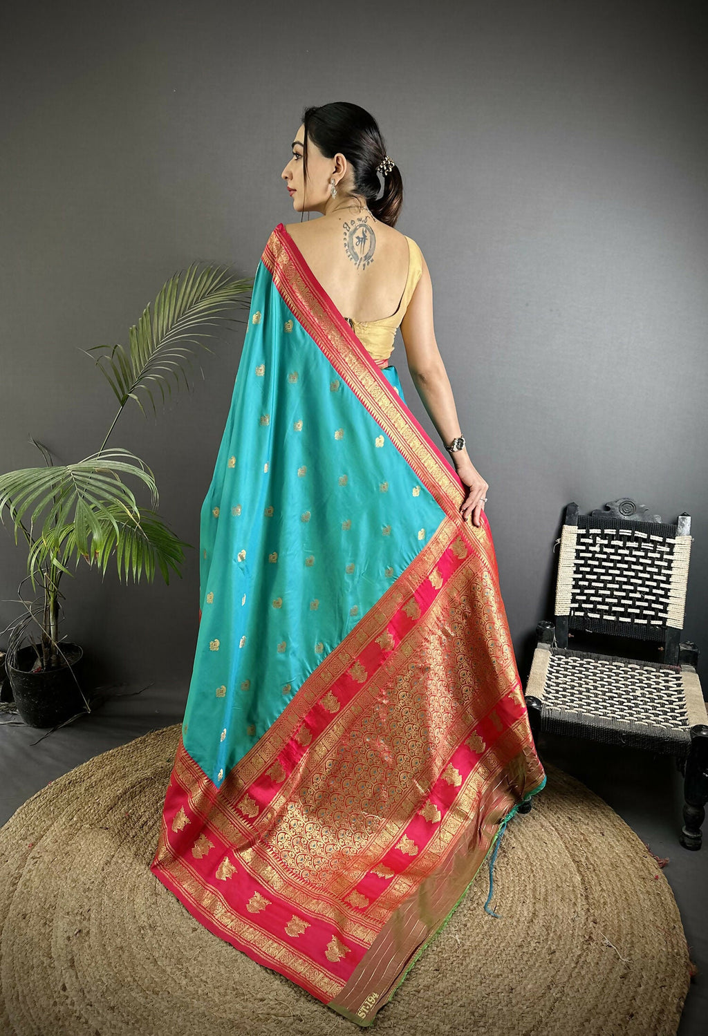 Joban Fashion Sea Green Banarasi Soft Silk Woven Butti Saree - Distacart