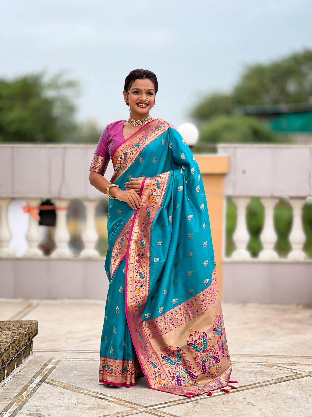 Vedant Vastram Soft Litchi Silk Paithani Jacquard Saree - Firozi