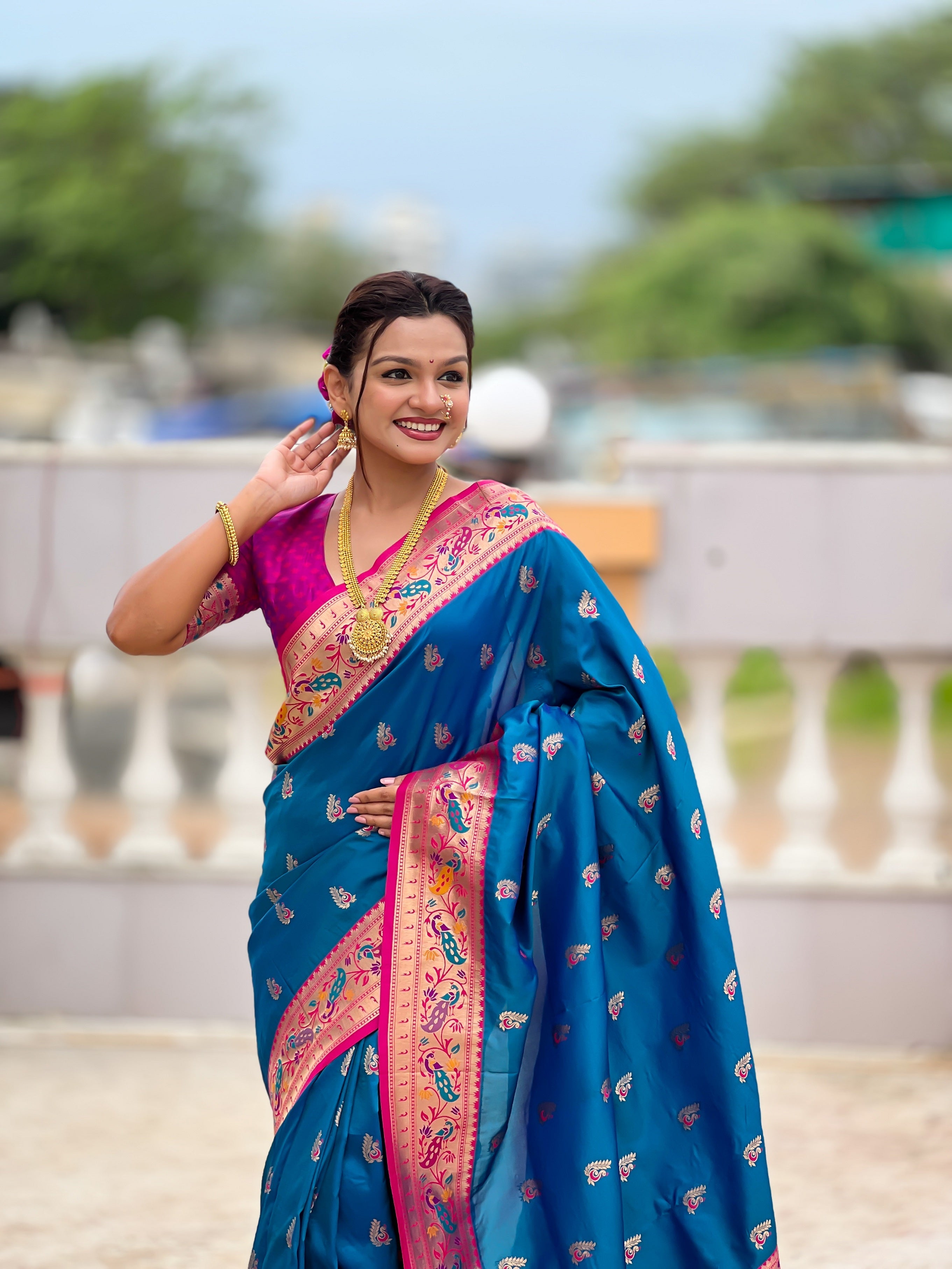 Vedant Vastram Soft Litchi Silk Paithani Jacquard Saree - Skyblue