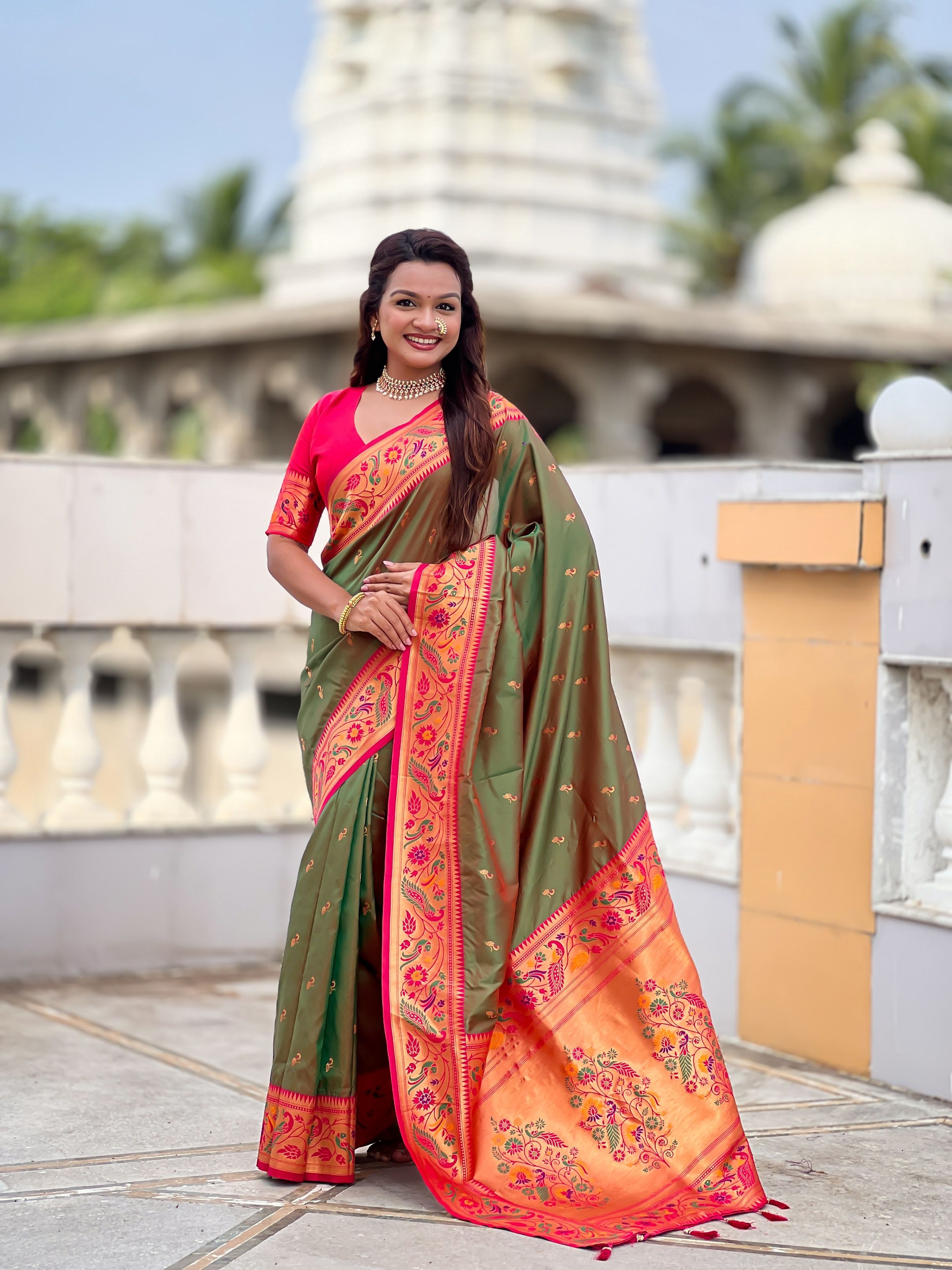 Vedant Vastram Soft Litchi Silk Paithani Jacquard Saree - Mahendi