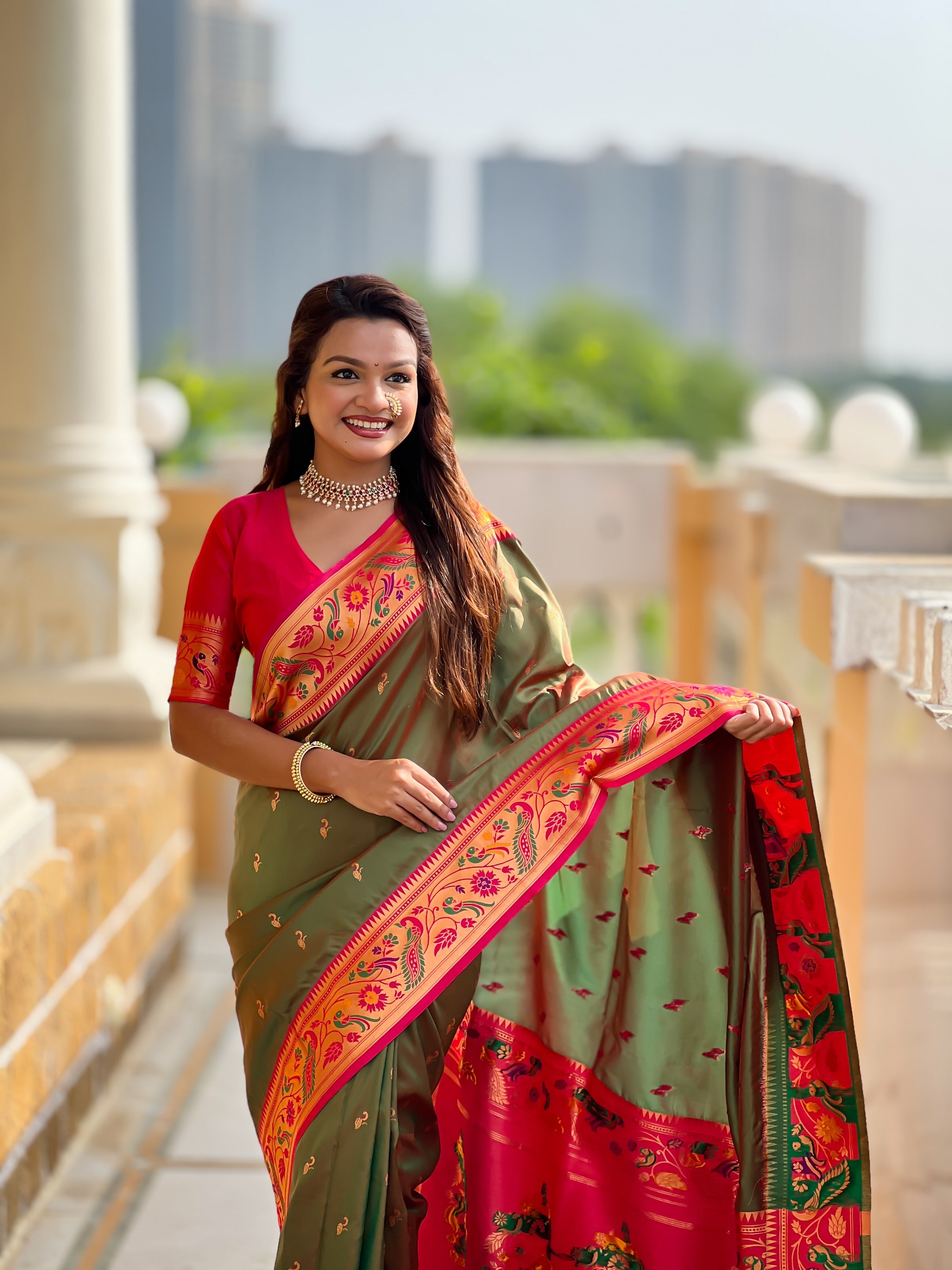 Vedant Vastram Soft Litchi Silk Paithani Jacquard Saree - Mahendi