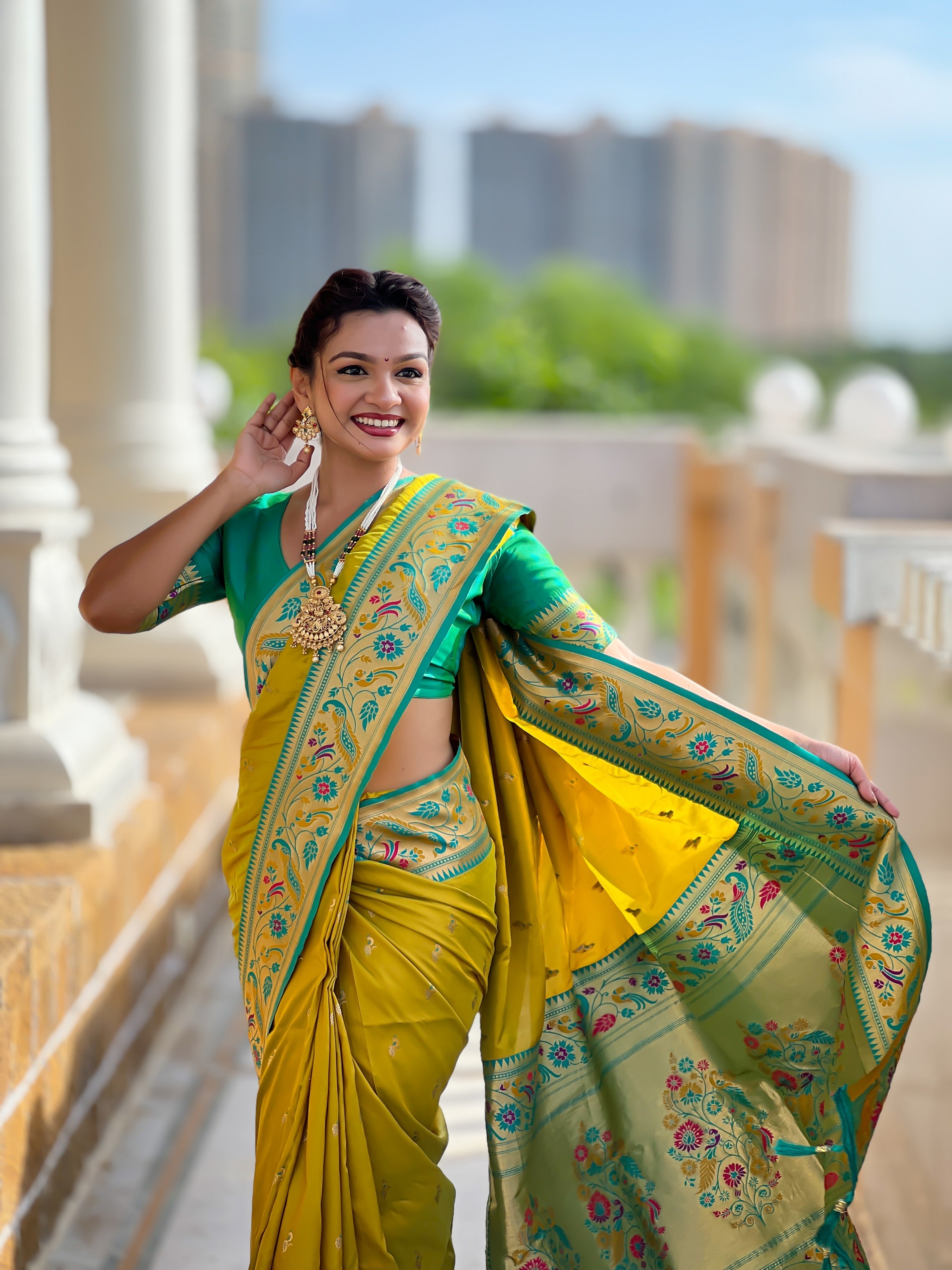 Vedant Vastram Soft Litchi Silk Paithani Jacquard Saree - Olive