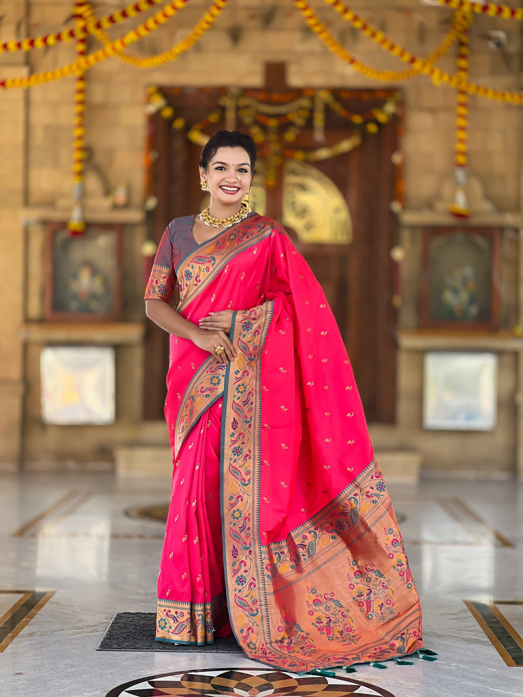 Vedant Vastram Soft Litchi Silk Paithani Jacquard Saree - Pink