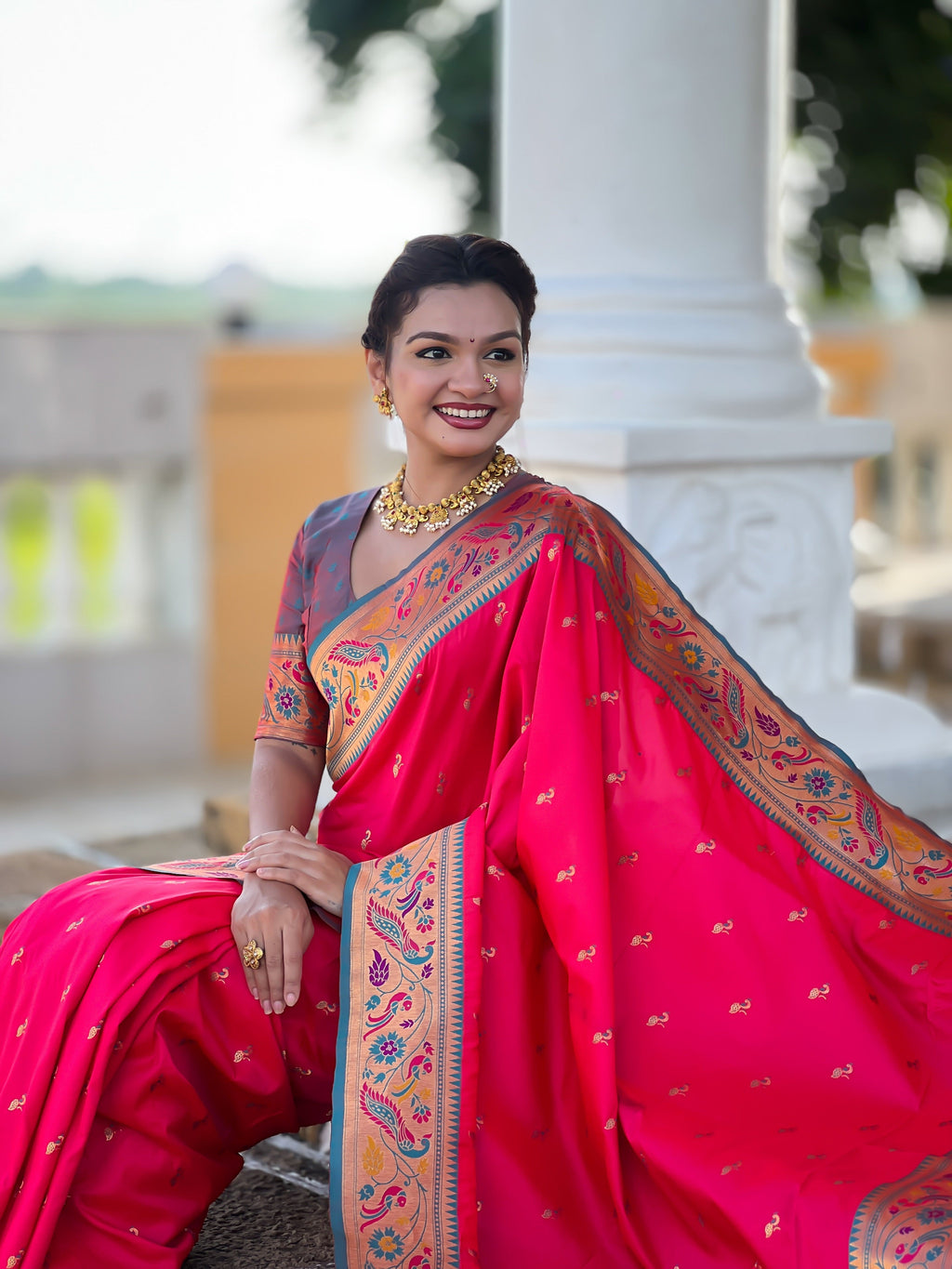 Vedant Vastram Soft Litchi Silk Paithani Jacquard Saree - Pink
