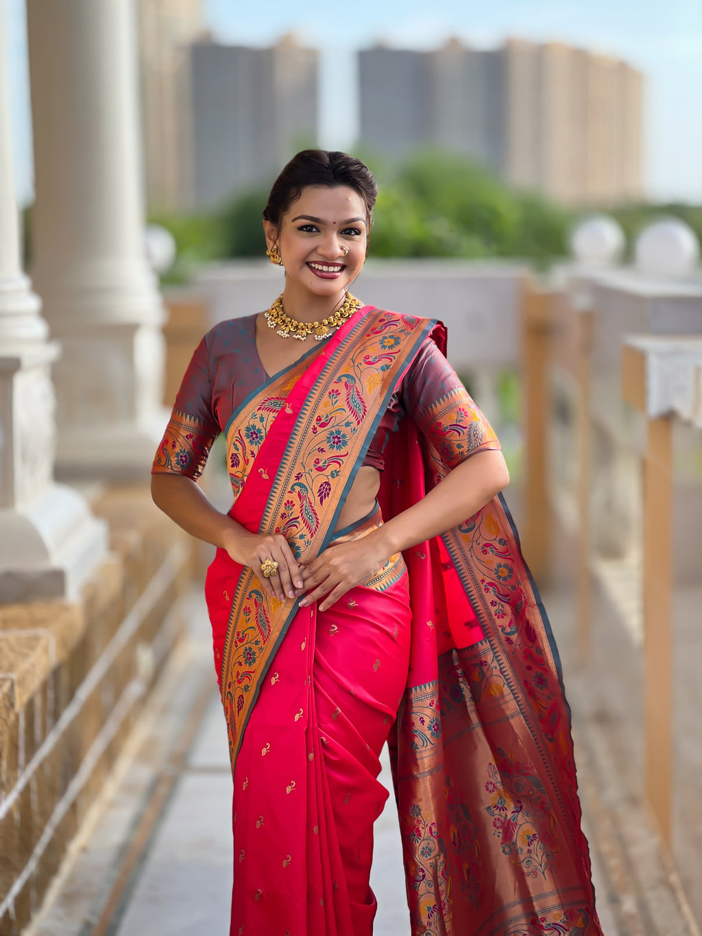 Vedant Vastram Soft Litchi Silk Paithani Jacquard Saree - Pink